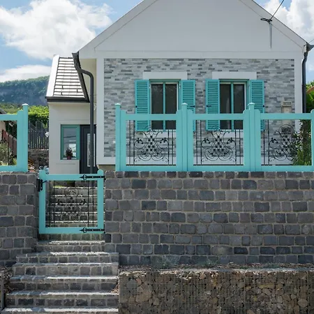 Veled Teljes Vendeghaz Badacsony Σπίτι διακοπών