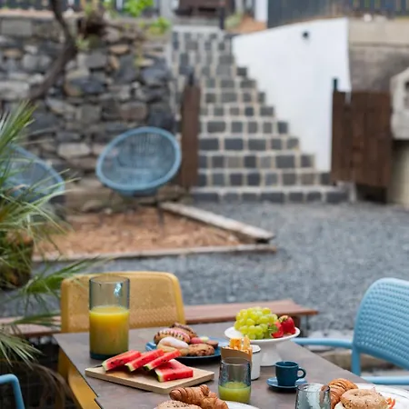 Veled Teljes Vendeghaz Badacsony Σπίτι διακοπών *