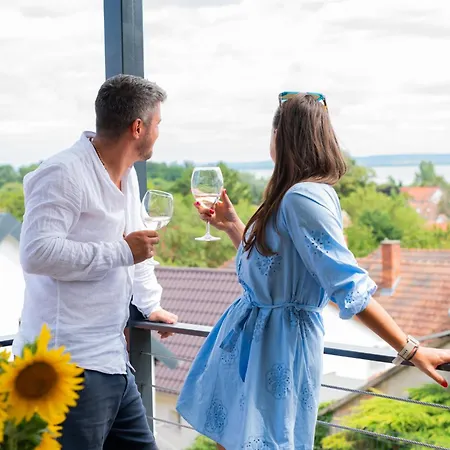 Veled Teljes Vendeghaz Badacsony Badacsonytomaj