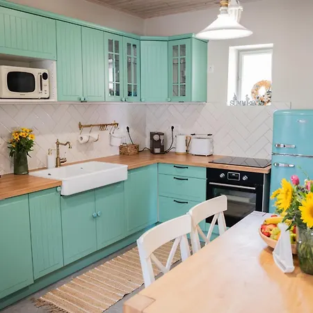 Veled Teljes Vendeghaz Badacsony باداتشونيتوماي