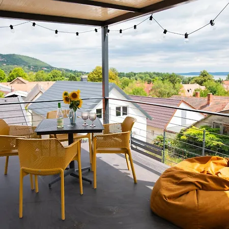 Veled Teljes Vendeghaz Badacsony Vakantiehuis *